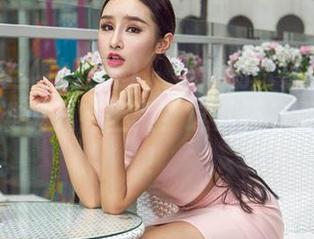 AISS爱丝(钻石版) – 小茹的诱惑厨娘免费资源：谁说只有上菜？这儿还有更多惊喜！