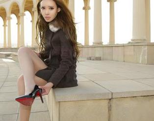 胡萝卜、黄瓜、手电筒，爱丝作品哪一位是你的ClosetCrush？