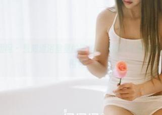 GIRLT果团网 – 想知道浴室里的陈迪娅和她的写真作品集吗？快来围观！
