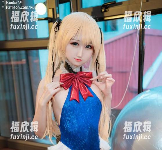 撩动心弦的瞬间：KuukoW与莫娜的写真作品之旅