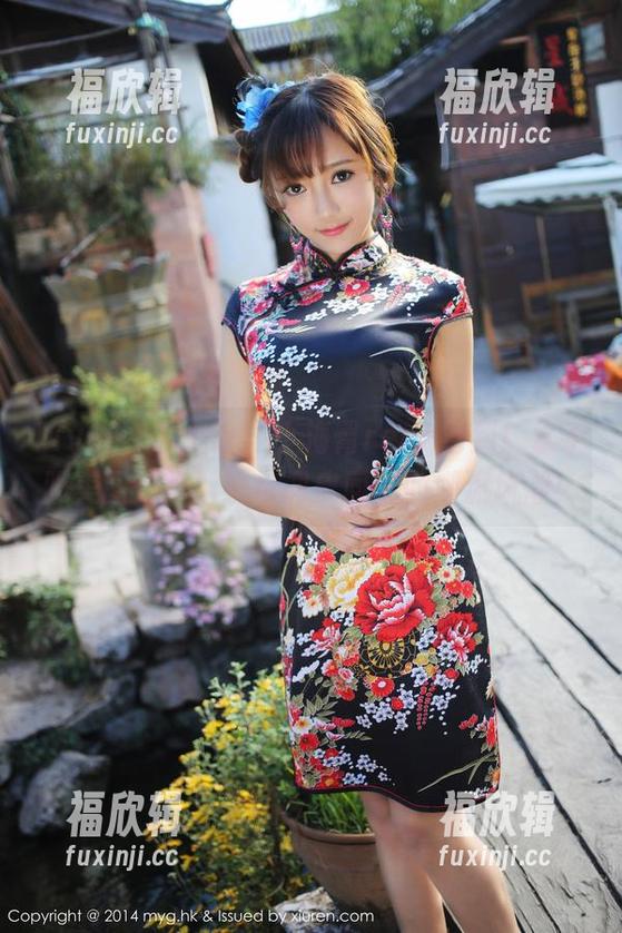 MyGirl美媛馆-小海臀rena MyGirl美媛馆 - 小海臀rena驾到!水手服美图合集:爱与调皮同在的潮流风潮!