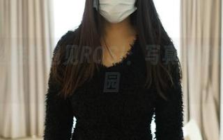 当蕾丝底裤遇见ROSI：写真里的秘密花园