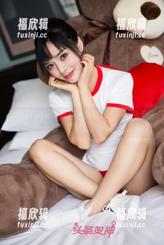 TouTiao头条女神 - 高韩菲：一场全套图集的“学妹”大冒险！
