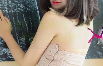 UGirls尤果网 – 在线寻宝：李凌子的居家资源，宅男福利？