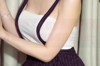 UGirls尤果网 – 在赵娜娜姐姐的高清在线世界里，时间仿佛都慢了下来……
