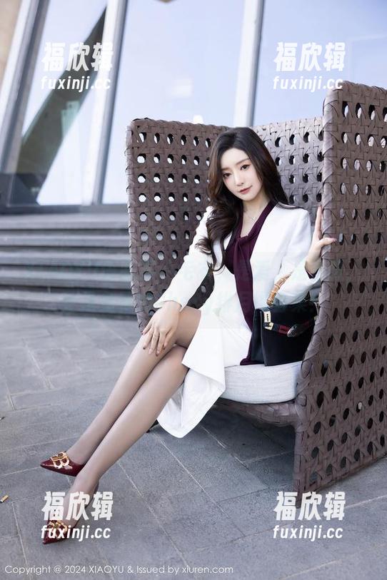 XIAOYU语画界-Chery绯月樱 XIAOYU语画界 - 毛衣,是爱,是温暖,更是免费的Chery绯月樱合集!