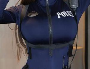 Xiuren秀人网 – Candy糖糖吊带写真：这一组图片，下载需谨慎，适合心理素质过硬的人！