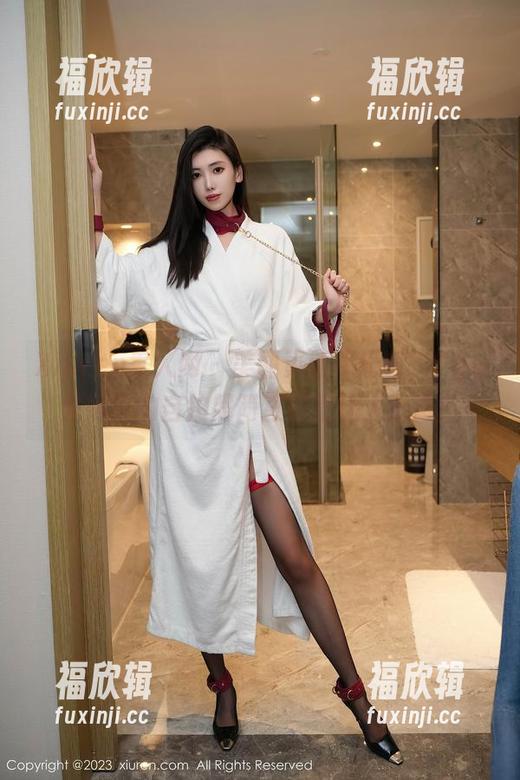 Xiuren秀人网-Egg尤妮丝 Xiuren秀人网 - 美图更新不间断,Egg尤妮丝的自拍照简直美得让人窒息!