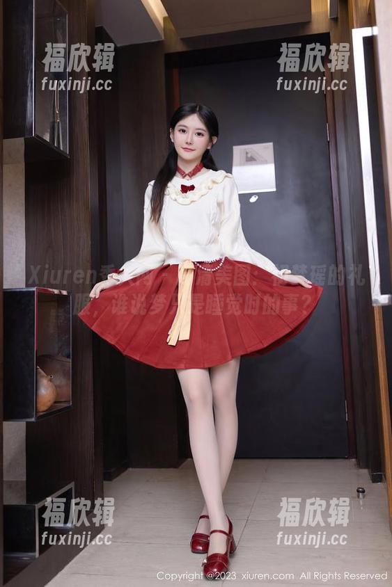 Xiuren秀人网-初梦瑶 Xiuren秀人网 - 高清美图:初梦瑶的礼服,谁说梦只是睡觉时的事?
