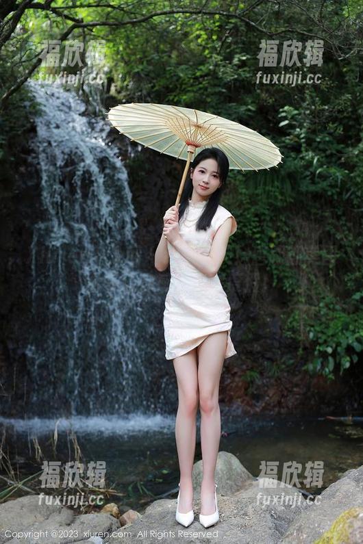 Xiuren秀人网 - 绝美夏天！唐翩翩美图合集让你感觉像在度假！