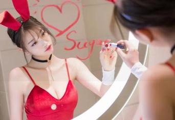 Xiuren秀人网 – 大橘BBKira的礼服搭配课：这份写真图册你怎么能错过？