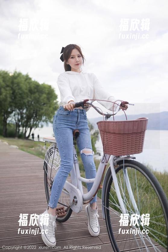 Xiuren秀人网-燕甘甘 Xiuren秀人网 - 燕甘甘写真集:从“厨娘”到视觉享受,原图中到底隐藏了哪些生活的小秘密呢?