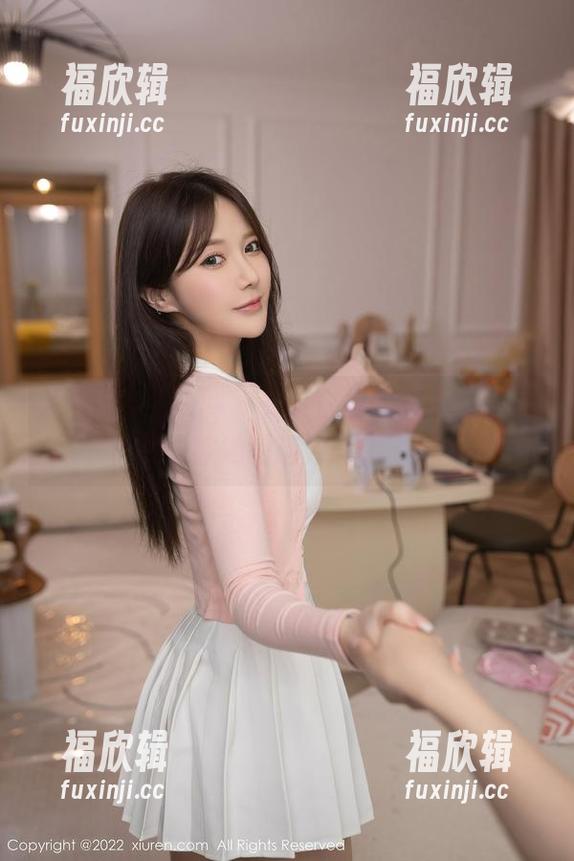 Xiuren秀人网-萌白酱 Xiuren秀人网 - 看萌白酱的女仆写真,我快被她的萌力融化了!