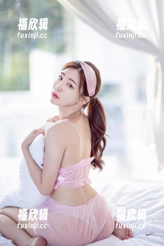 Yebin(전예빈)的婚礼02写真：还记得那个误入婚礼现场的路人吗？
