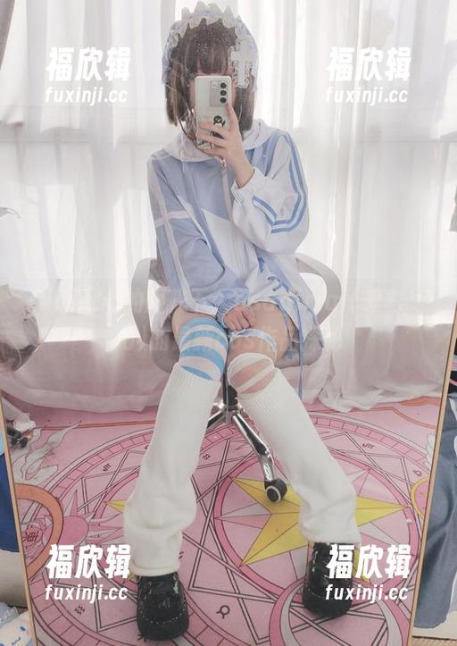 Qiqi七七的阳光下：asagiriai(爱ちゃん)的最新cos作品探秘
