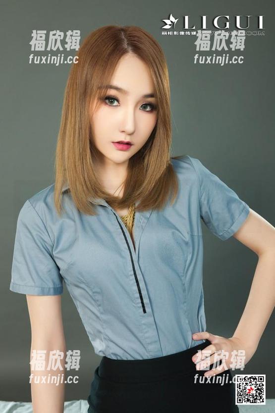 丽柜-xilly 丽柜 - xilly的白丝写真,照片随风摇曳的秘密瞬间
