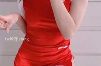下载二阶堂宅绘子的眼镜图包，生活就该有点色彩，不然怎么对得起那副眼镜？