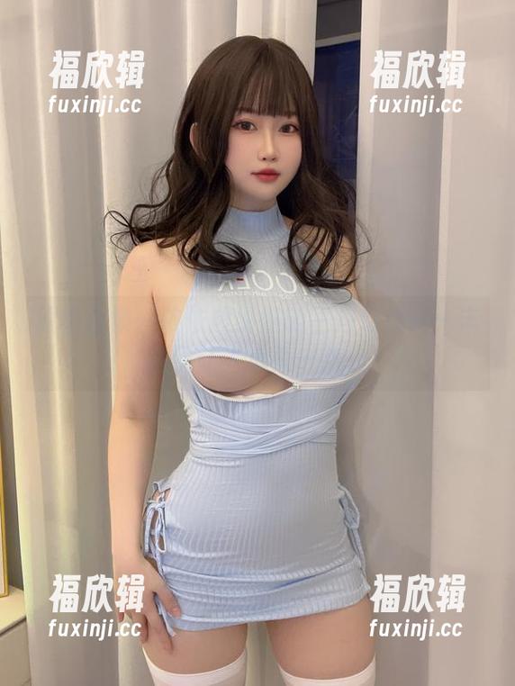 依依超级懒 原图合集:依依超级懒的三月幻想——丰满到让人心头一热。