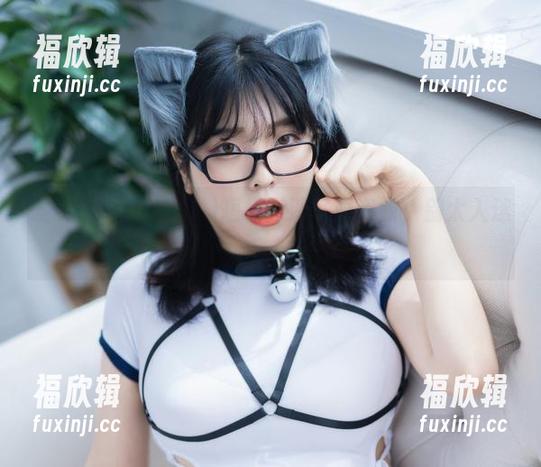 发现宋哈娜(송하나)短裙高清写真资源，别太入迷哦！