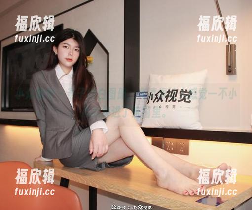 小众视觉-燕子 小众视觉 - 燕子纯白图册,高清得让人感觉一不小心就掉进了氛围里。