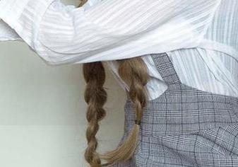 尤果网 – 小桃子的女王原图，观看后我恨不得按下暂停，细细品味！