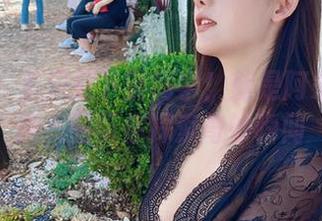 微密圈 – 不只是下铺同学！就是阿朱啊的最新美图带你探索奇妙瞬间