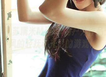 推女神 – 苏糯米Mi分享的户外作品：感受风的轻抚和光影的游戏！