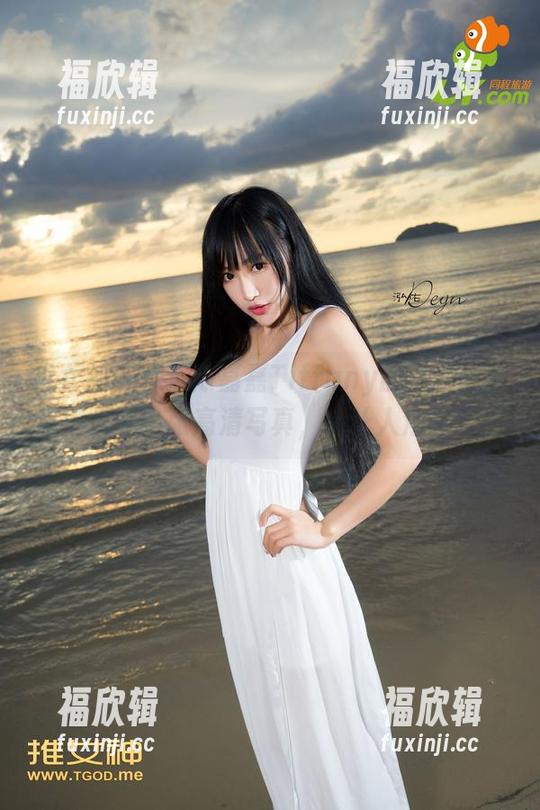 推女神-陈嘉嘉Tiffany 推女神 - 探索陈嘉嘉Tiffany的白丝——虽然只是一张高清写真,却让人浮想联翩