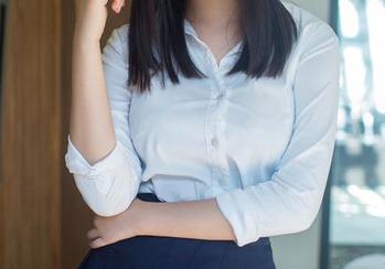 推女郎 – 探索曾水的JK世界：图包里的每一张都令人心跳加速！