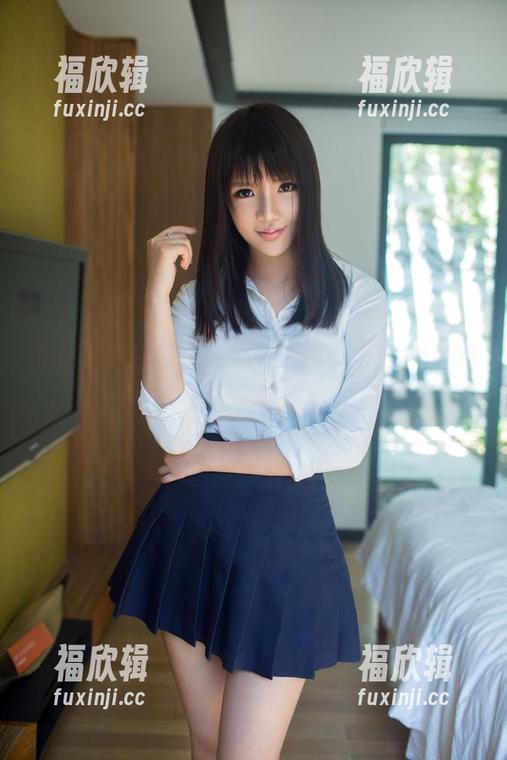 推女郎 - 探索曾水的JK世界：图包里的每一张都令人心跳加速！