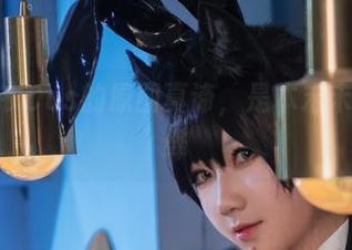 这才是泳衣Cos的原图真谛，是本末末的完美演绎