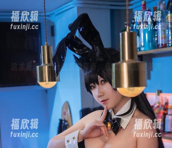 是本末末 这才是泳衣Cos的原图真谛,是本末末的完美演绎