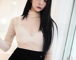 亲密接触普美(bomi)的秘密，观看她独特的图片风格！