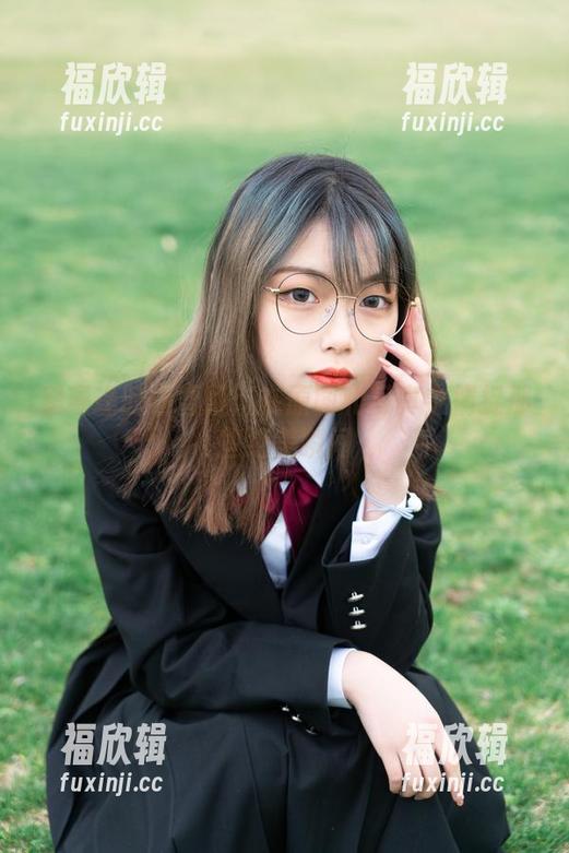 梨瑾瑾的白雪姬：在原图和写真中捕捉那些绝美瞬间