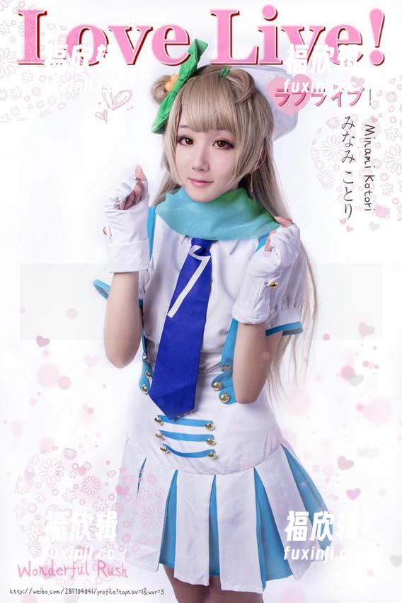 跟着浅野菌子一起潜入泳池，私拍资源里的梦幻水世界