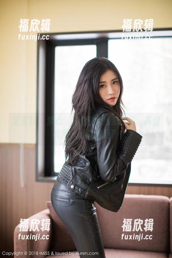 爱蜜社-梦心玥 爱蜜社 - 梦心玥与校园的浪漫邂逅:高清套图,谁能抗拒?