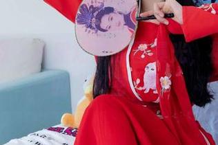 物恋传媒 – 小昭短裤原图曝光，福利背后的“秘密”！