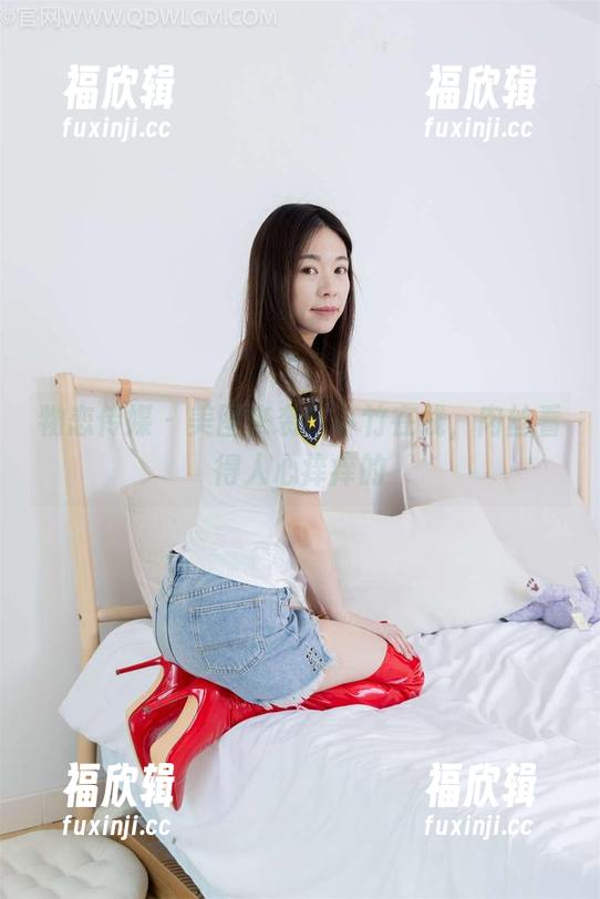 物恋传媒-小竹 物恋传媒 - 美图来袭!小竹在线,肉丝看得人心痒痒的