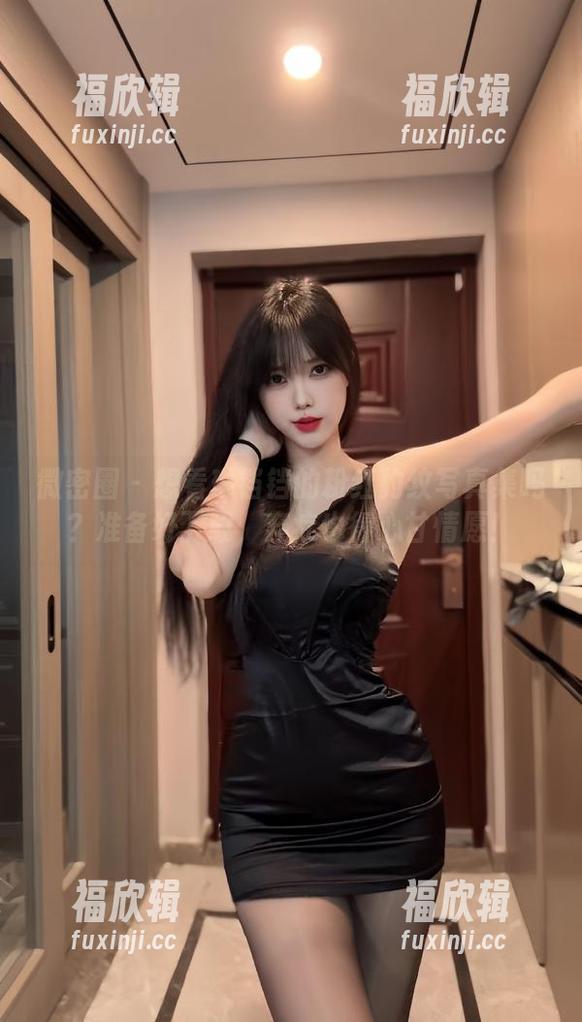 琳铛铛 微密圈 - 想看琳铛铛的粉红豹纹写真集吗?准备好下载,弃疗也得心甘情愿!