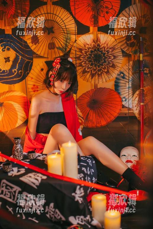 疯猫ss的网盘小秘密：少女衣橱的连体女仆装让人忍不住想窥探！