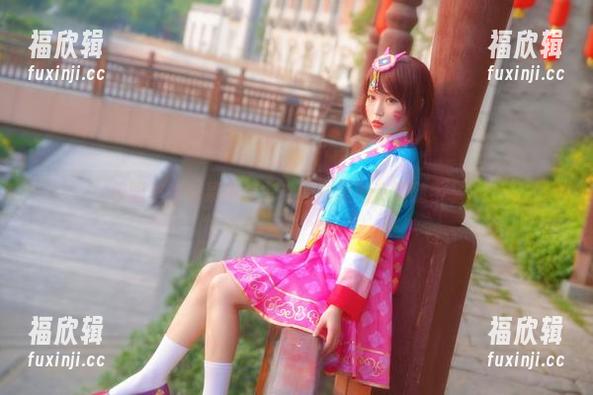 校园里有白易子教主，原图美图资源随手拿！