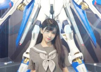 神探火狸狸的美腿剧情：图包里的腿部舞蹈