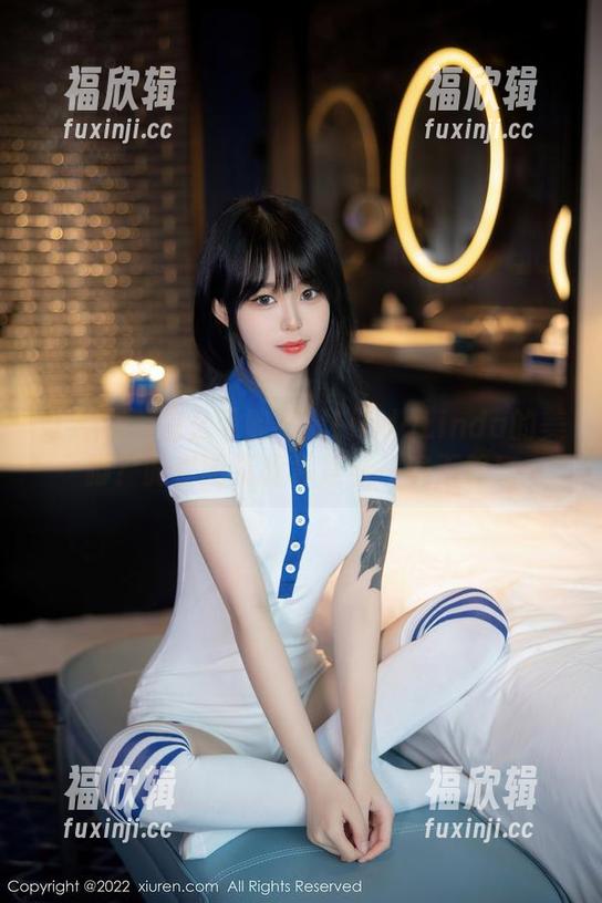 秀人网-LindaLinda 秀人网 - 怎么可能不爱LindaLinda的美脚?此套图资源真是看一遍不够!