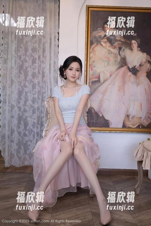 秀人网-周慕汐baby 秀人网 - 细腻的蕾丝与周慕汐baby的高清写真:每个转身都是风情万种