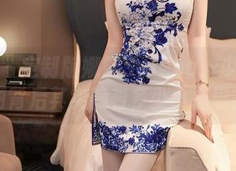 秀人网 – 定制版娜露Selena：少女的美丽背后其实藏着多少小心思？