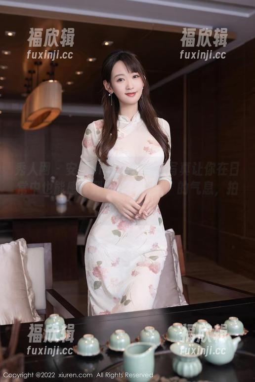 秀人网-安然anran 秀人网 - 安然anran的制服写真让你在日常中也能感受到些许‘特别’的气息,拍拍手!