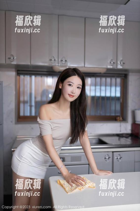 秀人网 - 杨紫嫣Cynthia的旗袍原图合集：谁说传统不能潮流？