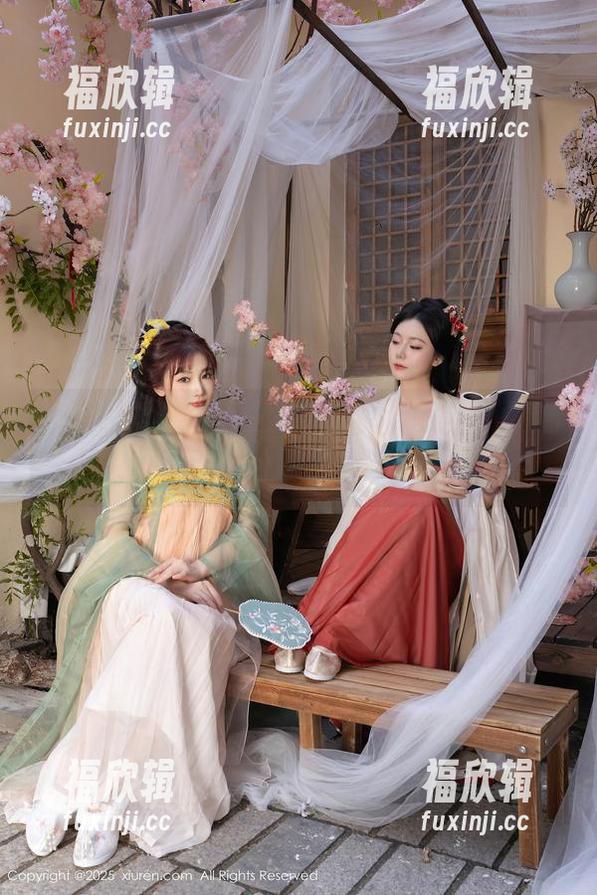 秀人网 - 水手服之魅：林文文yooki精选作品，阳光下的小秘密谁能抵挡？