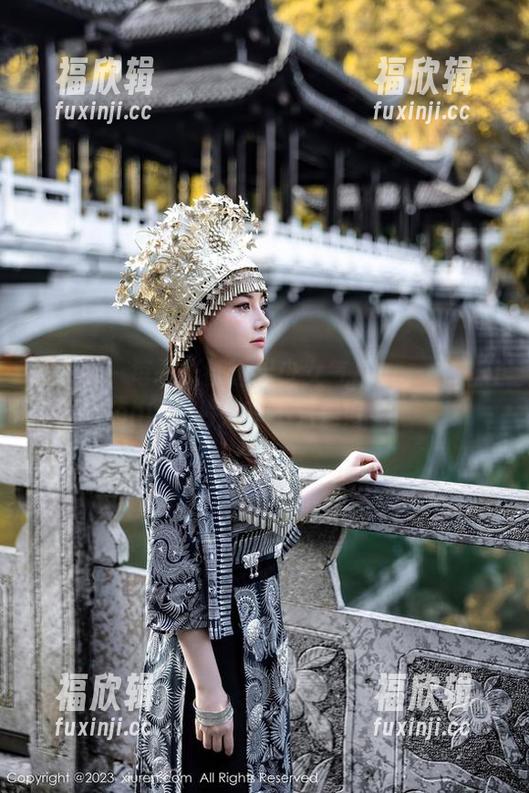 秀人网-柚琪Rich 秀人网 - 每一张都透出少女气息——柚琪Rich的图片分享不只是好看!