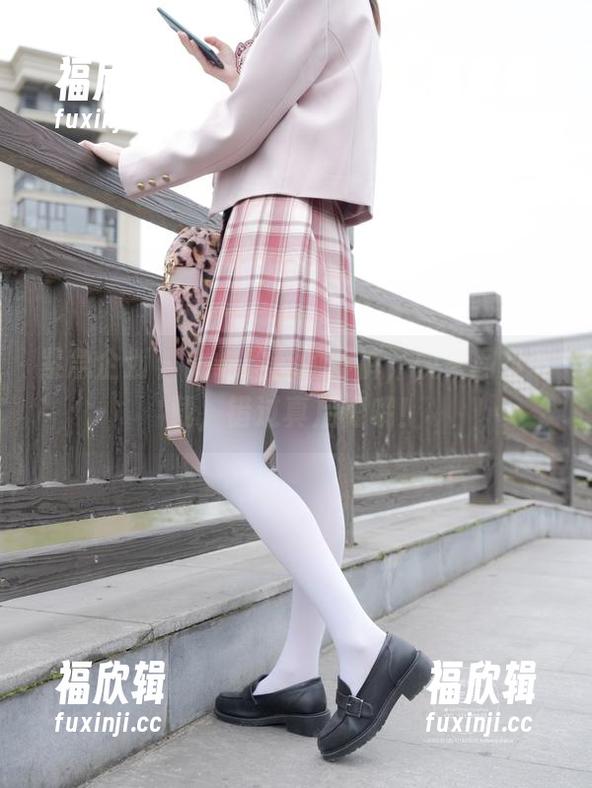 紧急企划-龙崎聆音 紧急企划 - 龙崎聆音的短裤,快来网盘下载,错过真后悔哦!